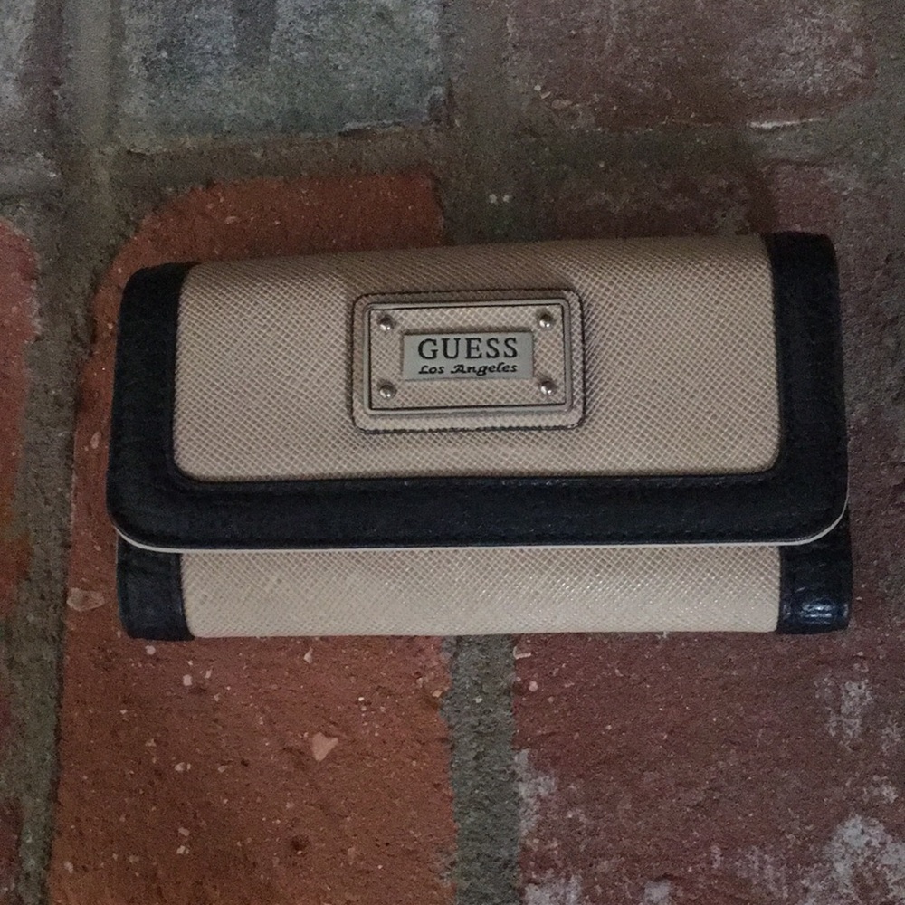 Guess wallet
